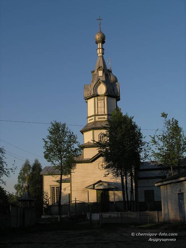 Деревянная церковь в селе Чернотичи