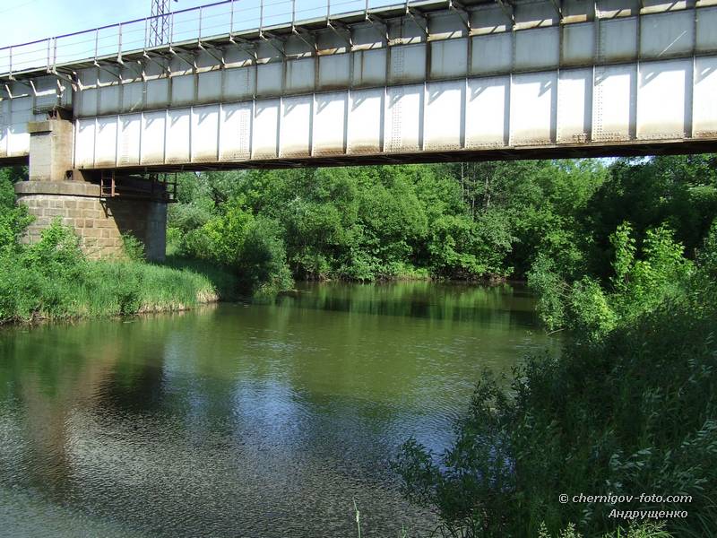 Ж/д-мост через речку