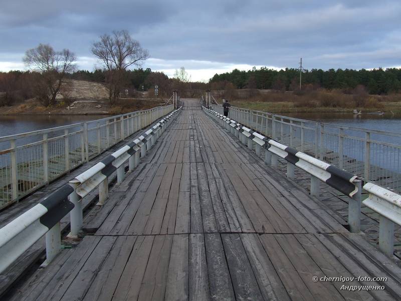 Понтонный мост через реку Вить - рукав Десны