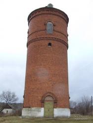 Старая паровозная водонапорная башня на станции Макошино