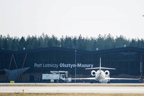 Во время совместной пресс-конференции польских авиакомпаний LOT и Управления маршала Варминско-Мазурского воеводства в Ольштыне было объявлено о расширении стыковочной сети аэропорта Ольштын-Мазуры для рейсов в Краков и возобновлении рейсов во Львов в летний сезон 2019 года